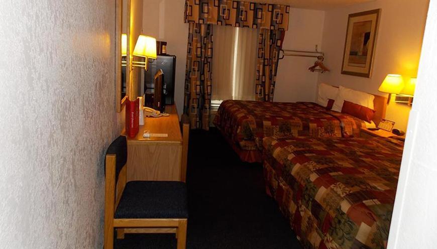 Norwood Inn Minneapolis 罗斯维尔 外观 照片