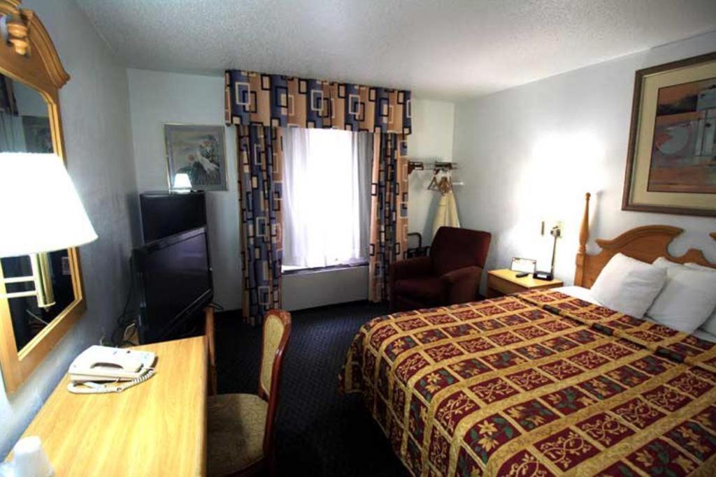 Norwood Inn Minneapolis 罗斯维尔 外观 照片